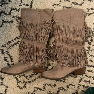 Fringe suede Boots